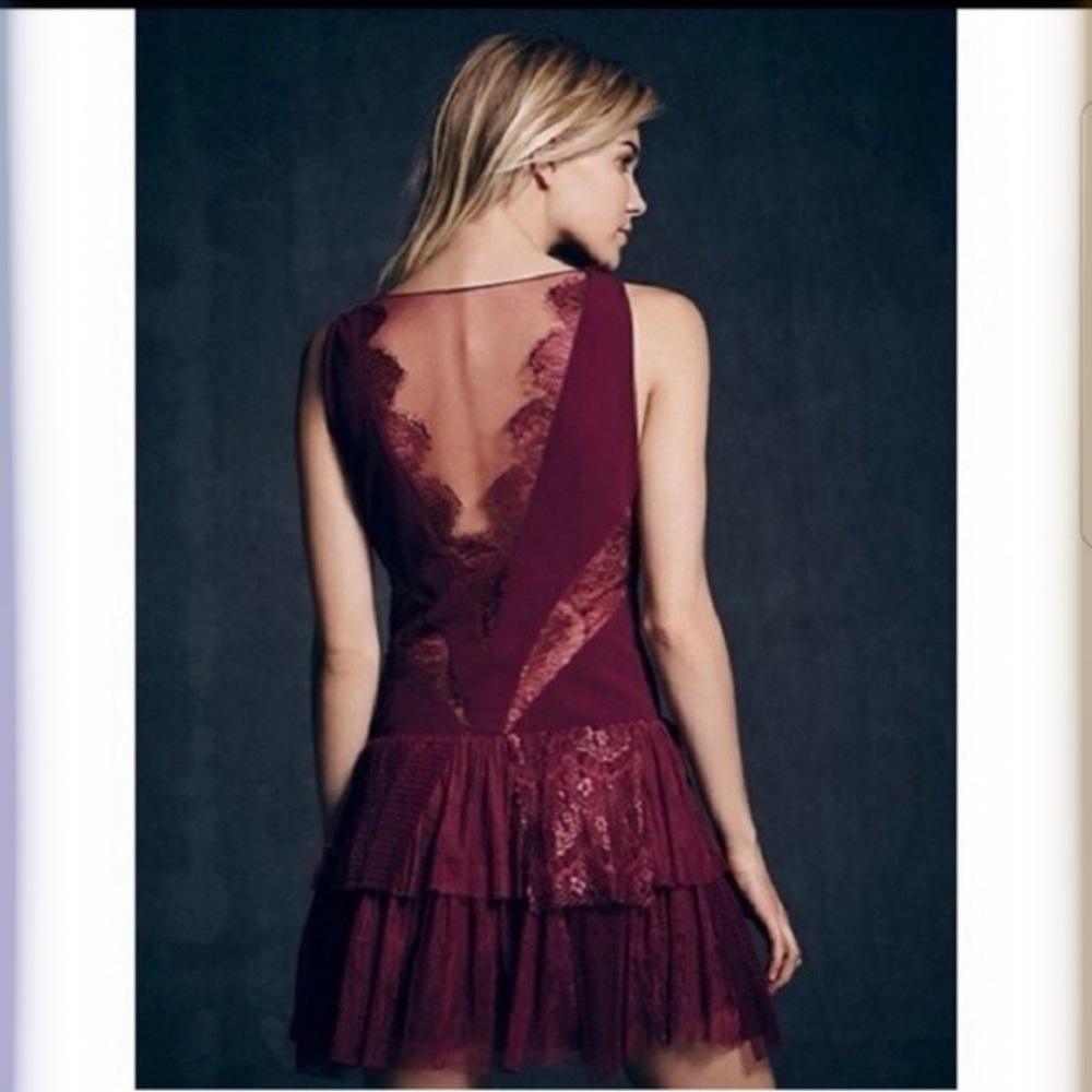 EUC Free People Dove Lace Sleeveless Mini Dress in Rich Berry Color Size 6 - Picture 3 of 11